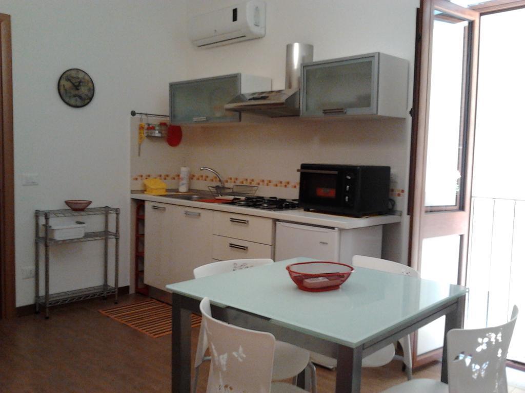 Casa Vacanza Le Farfalle Trapani Ngoại thất bức ảnh